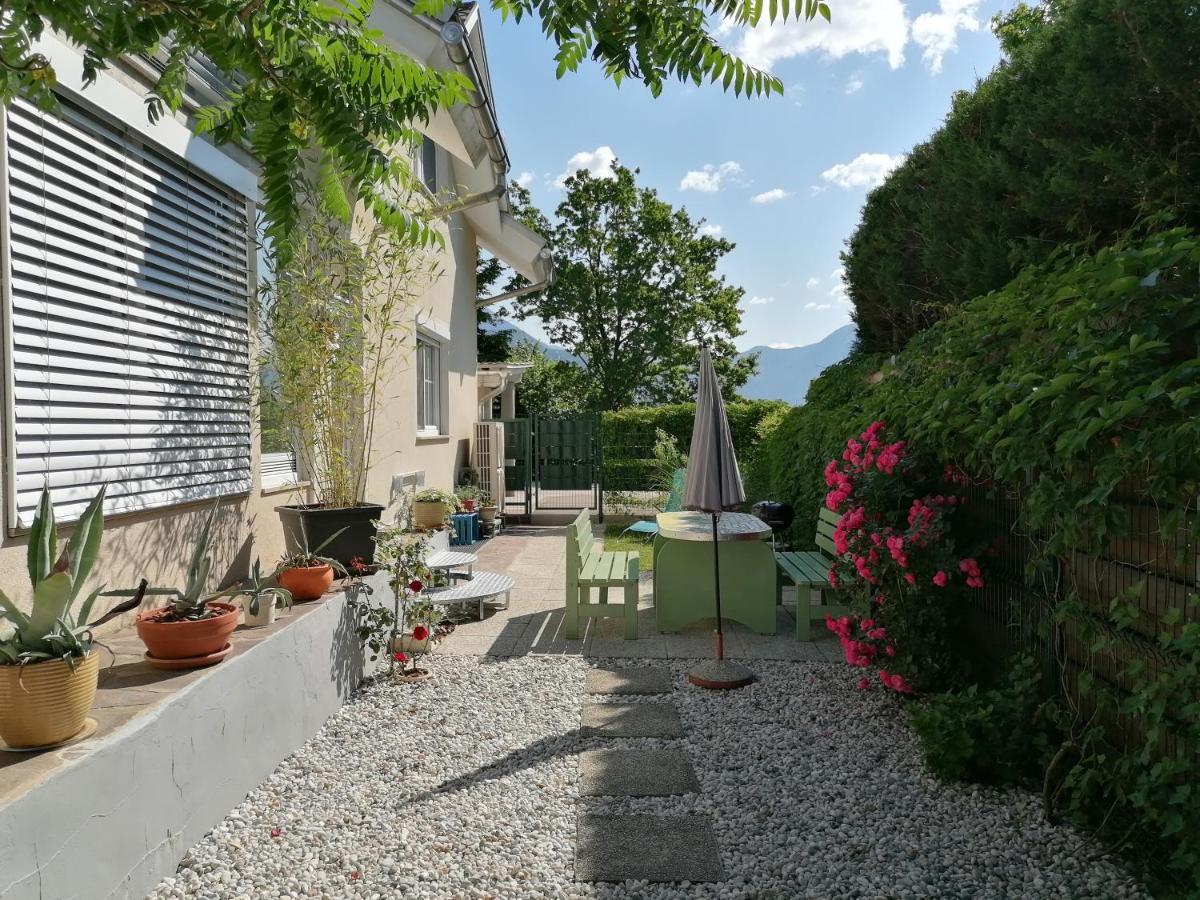Garden Paradise Bled Apartments - Garden, Pond And Castle View Extérieur photo